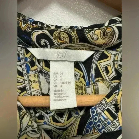 H&M Women Blouse Top Black Gold Floral Geometric Button Collar Long Sleeve US 4 - Picture 5 of 12
